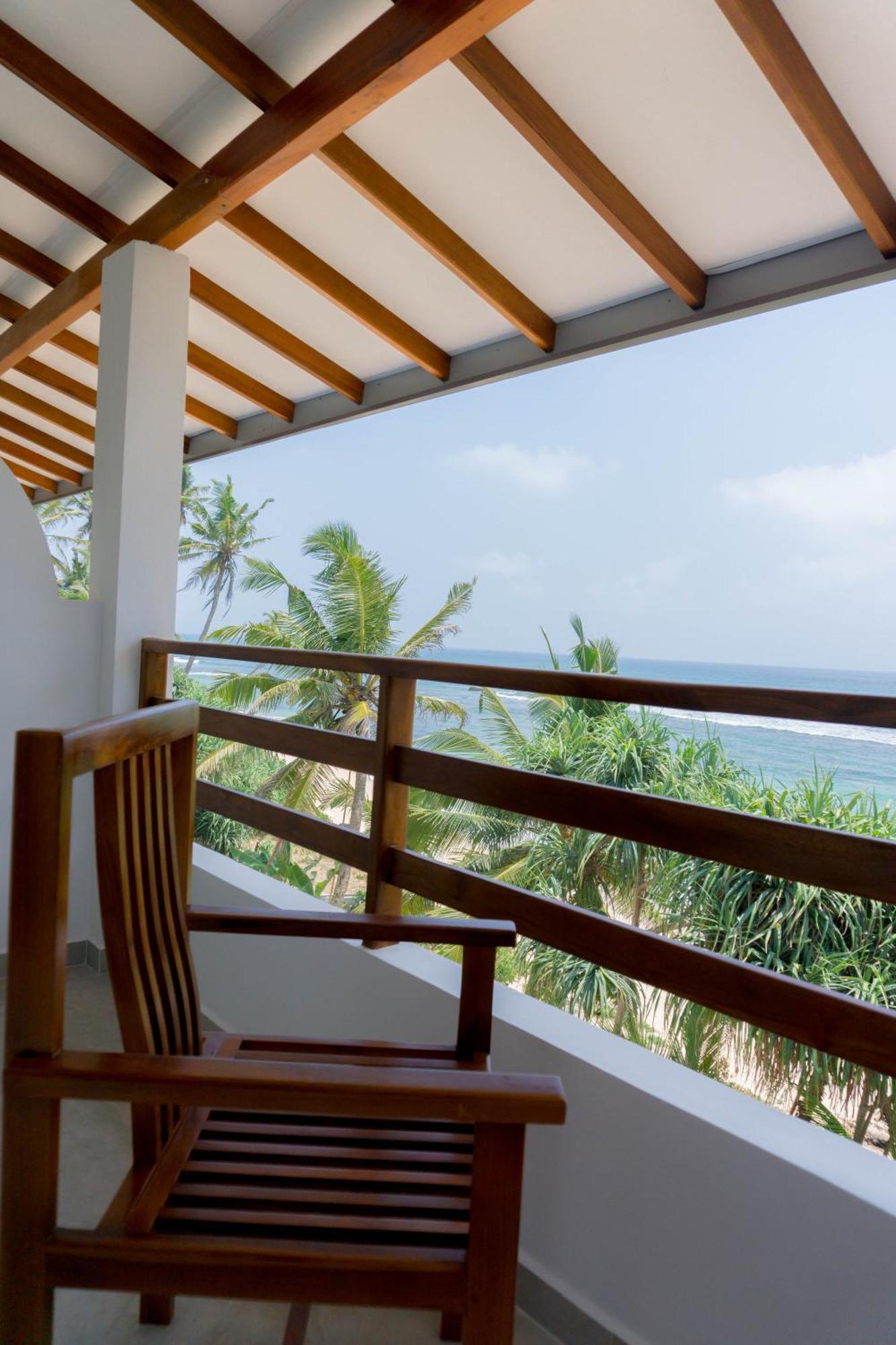 La Polena Hotel Matara Exterior photo